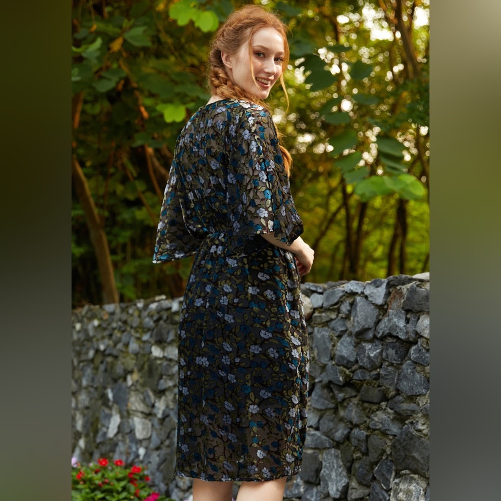 ModCloth Black Floral Velvet Burnout Kimono-Style Dress XL - Picture 3 of 9